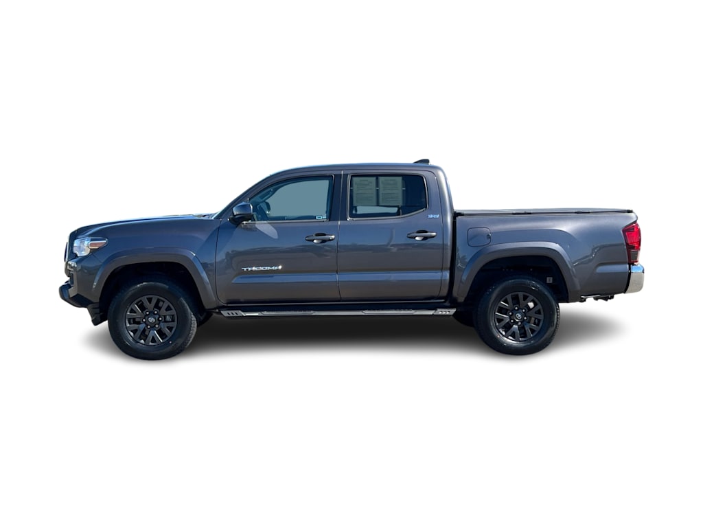 Thumbnail: 2020 Toyota Tacoma - 3