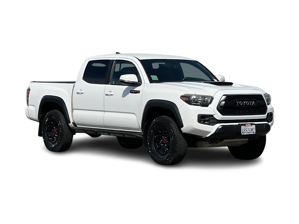 Thumbnail: 2017 Toyota Tacoma - 17