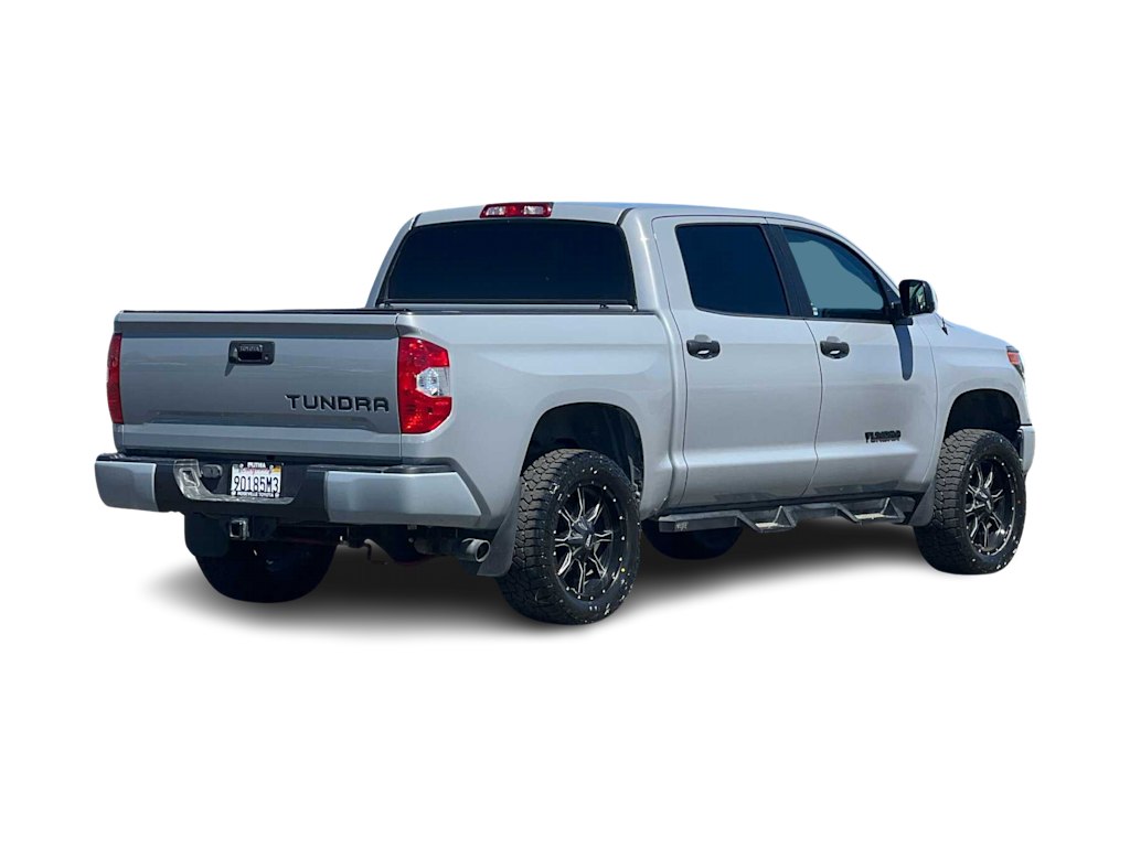 2018 Toyota Tundra SR5 16