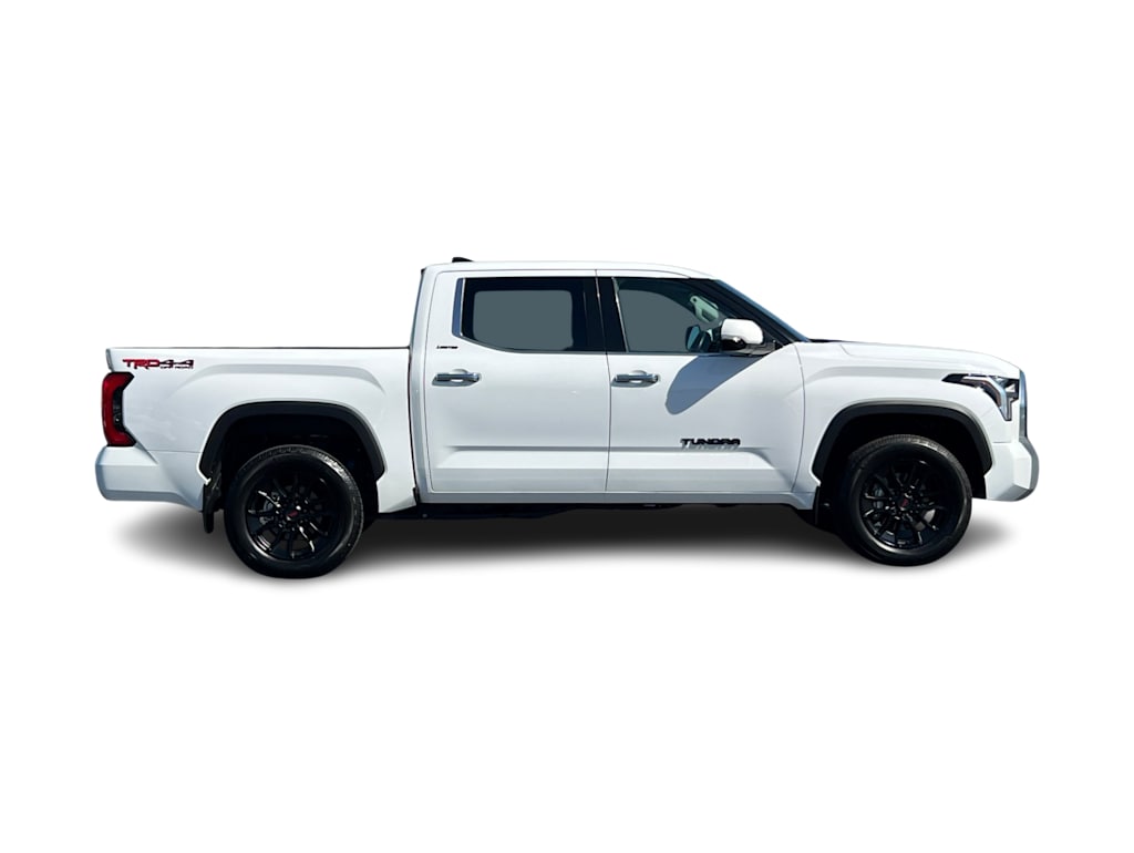 Thumbnail: 2022 Toyota Tundra - 18