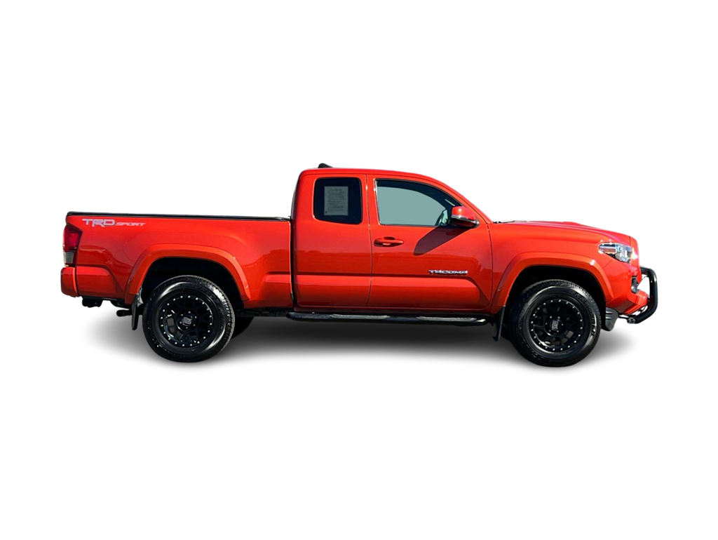 2017 Toyota Tacoma TRD Sport 19