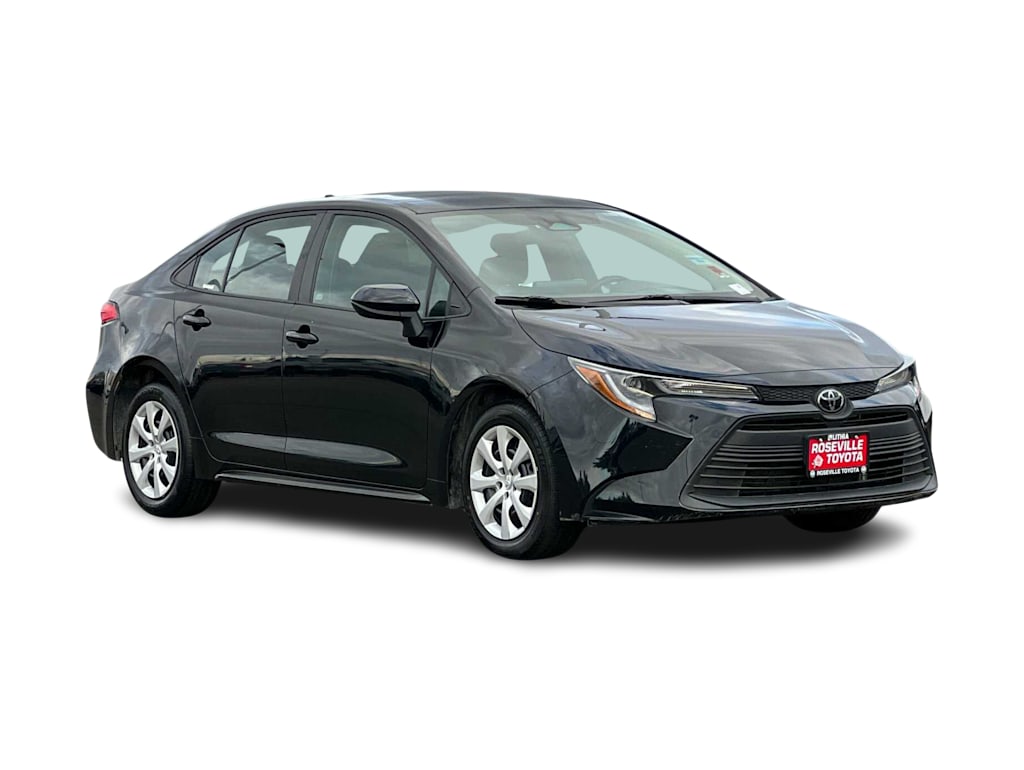 2023 Toyota Corolla LE 17