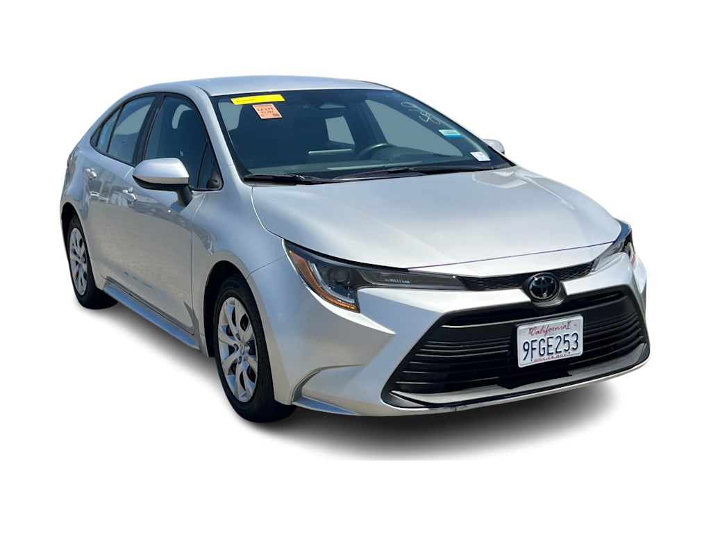 Used 2023 Toyota Corolla LE with VIN 5YFB4MDE8PP019616 for sale in Northfield, Minnesota