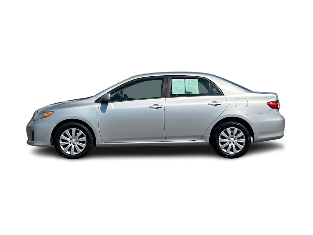 Thumbnail: 2012 Toyota Corolla - 3