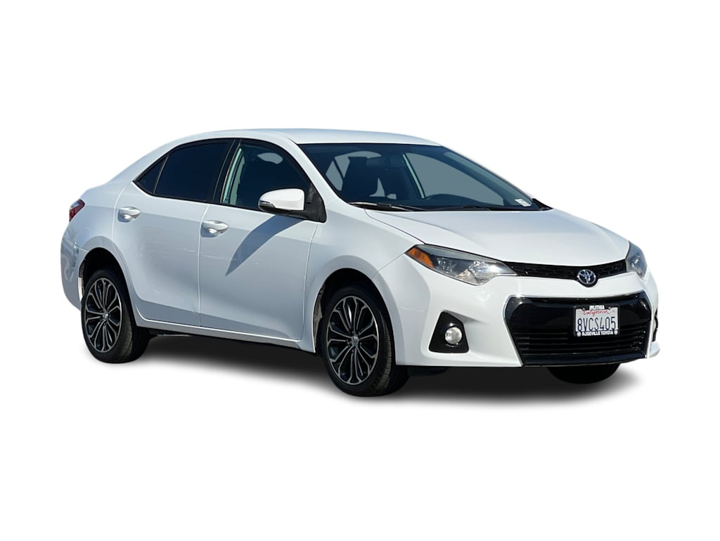 Thumbnail: 2015 Toyota Corolla - 18