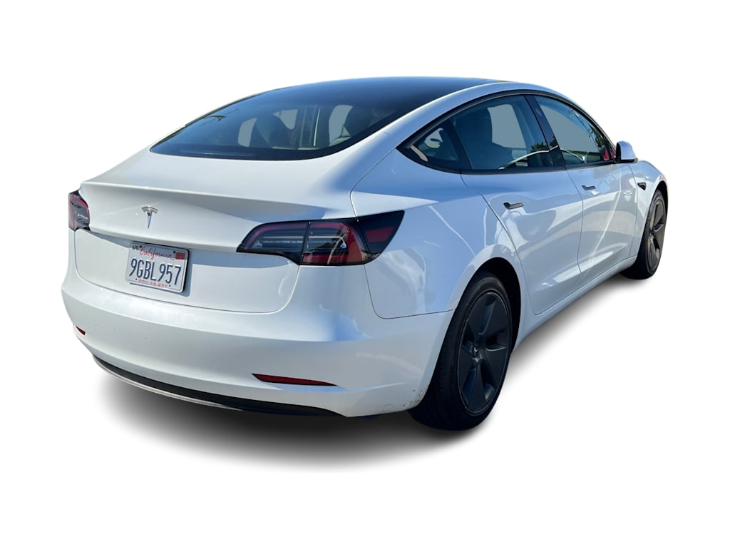 Thumbnail: 2023 Tesla Model 3 - 11