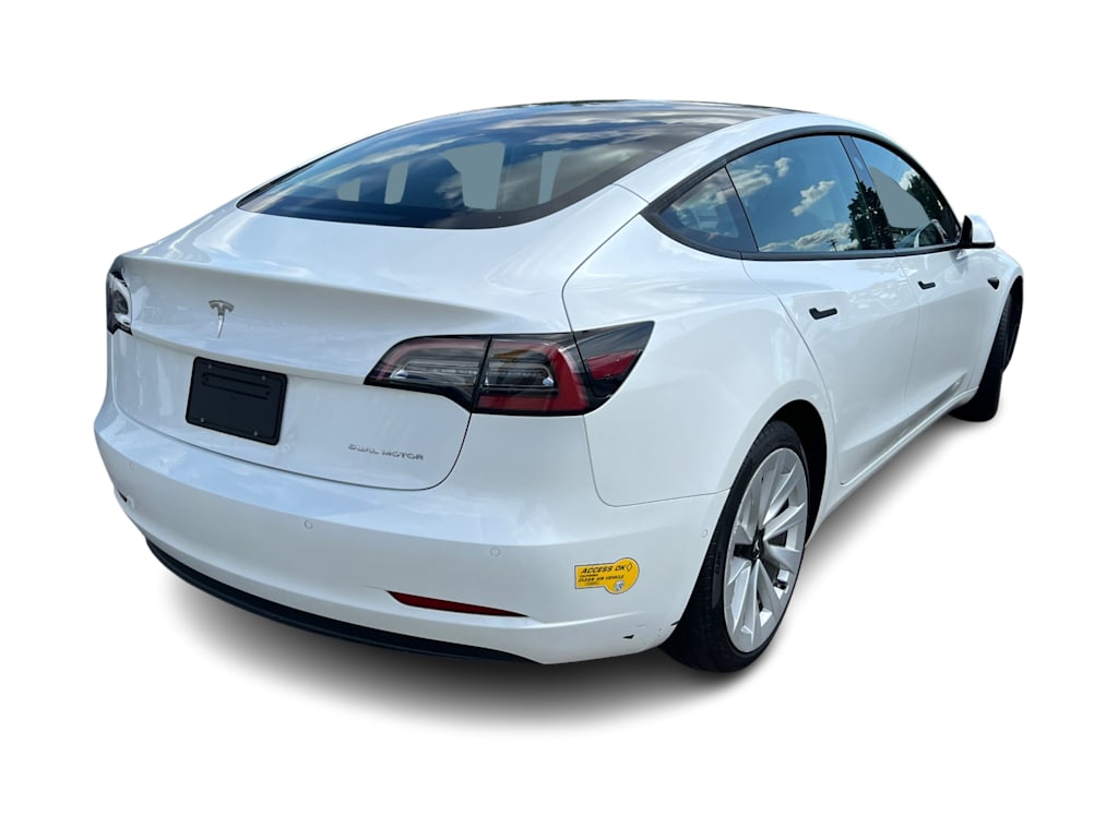 Thumbnail: 2022 Tesla Model 3 - 10