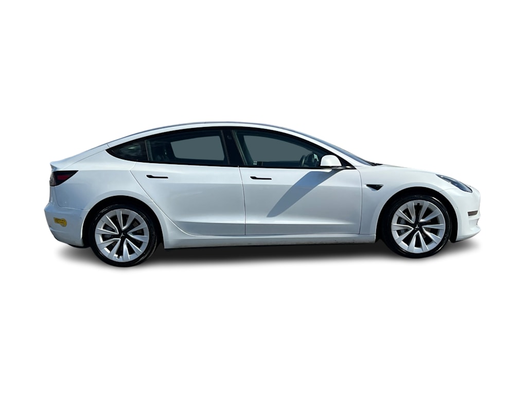 Thumbnail: 2022 Tesla Model 3 - 16