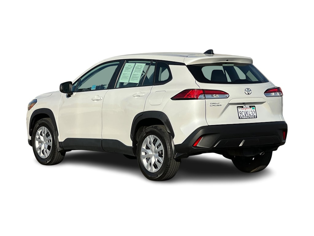Thumbnail: 2022 Toyota Corolla Cross - 4