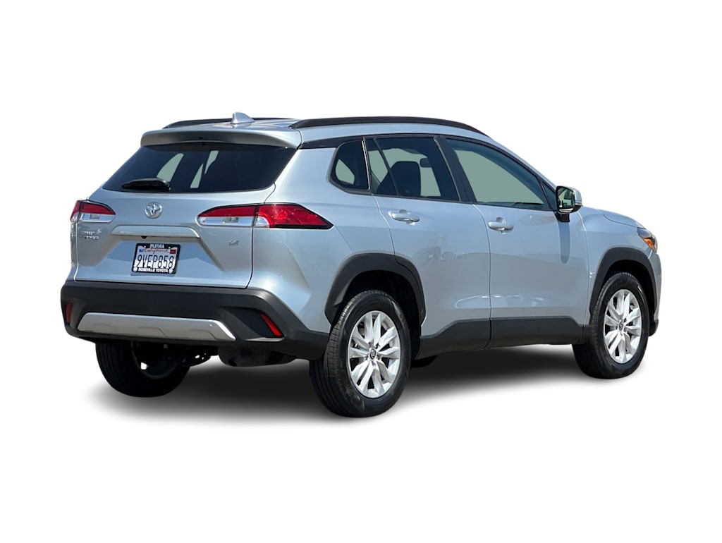 Thumbnail: 2023 Toyota Corolla Cross - 17