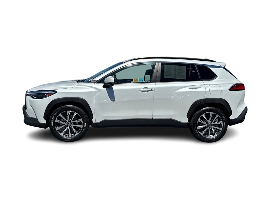 Thumbnail: 2023 Toyota Corolla Cross - 3