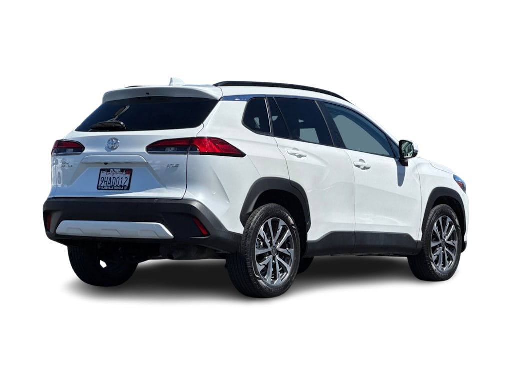 Thumbnail: 2023 Toyota Corolla Cross - 16