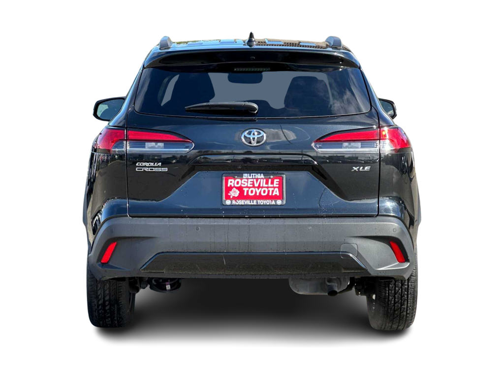 2024 Toyota Corolla Cross XLE 5