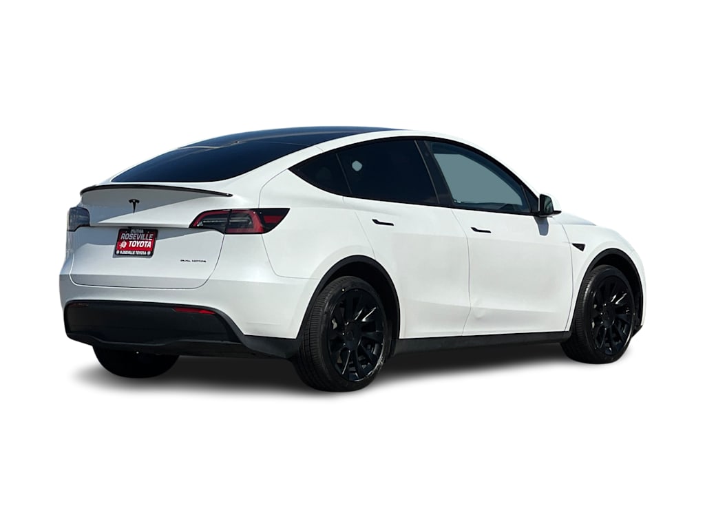 Thumbnail: 2023 Tesla Model Y - 16