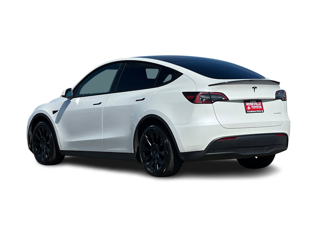 Thumbnail: 2023 Tesla Model Y - 4