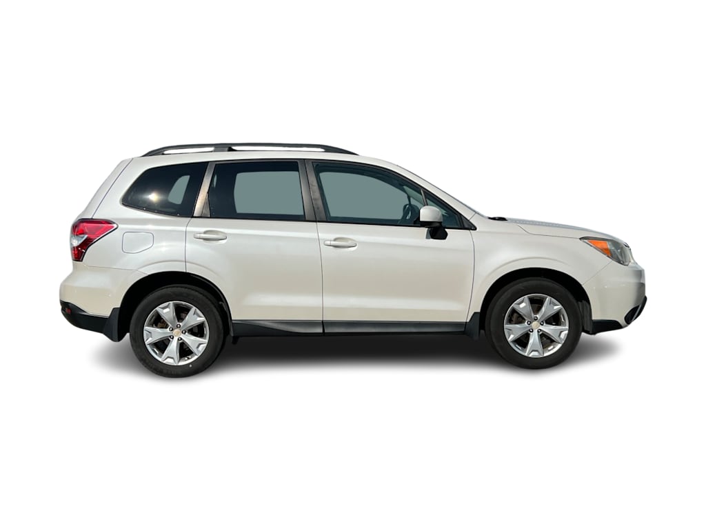 Thumbnail: 2015 Subaru Forester - 12