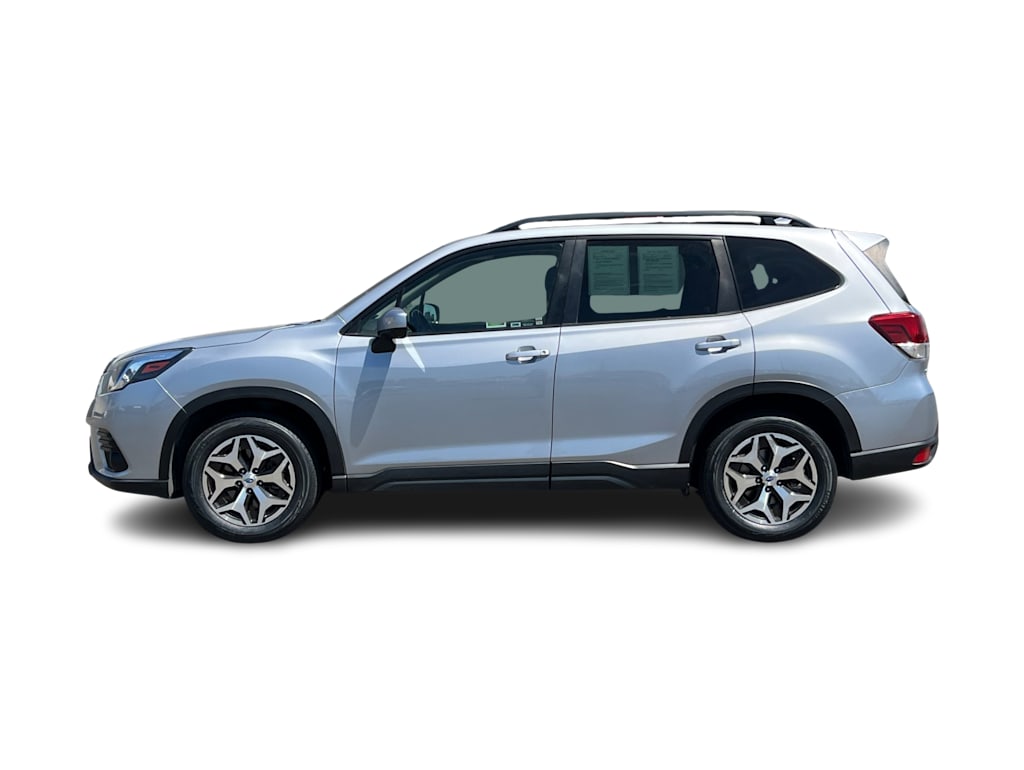 Thumbnail: 2023 Subaru Forester - 3