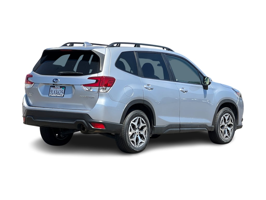 Thumbnail: 2023 Subaru Forester - 18