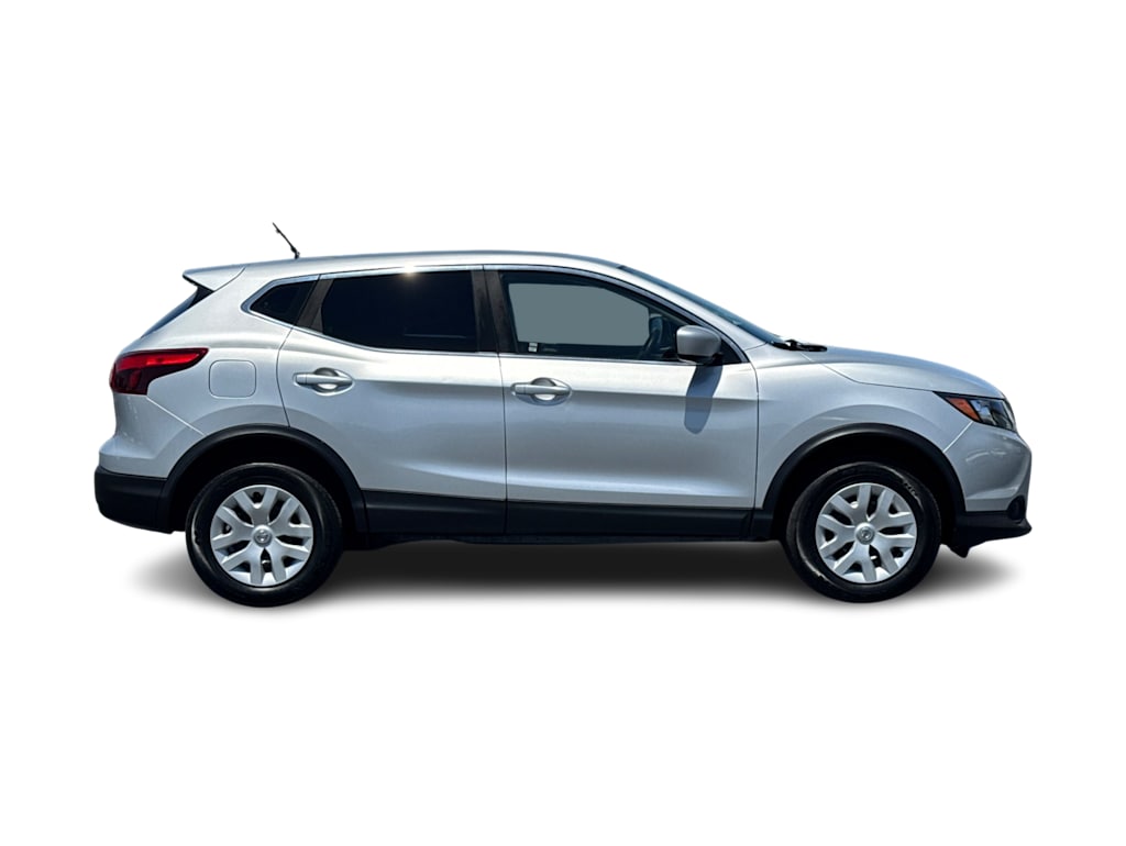 Thumbnail: 2019 Nissan Rogue Sport - 21