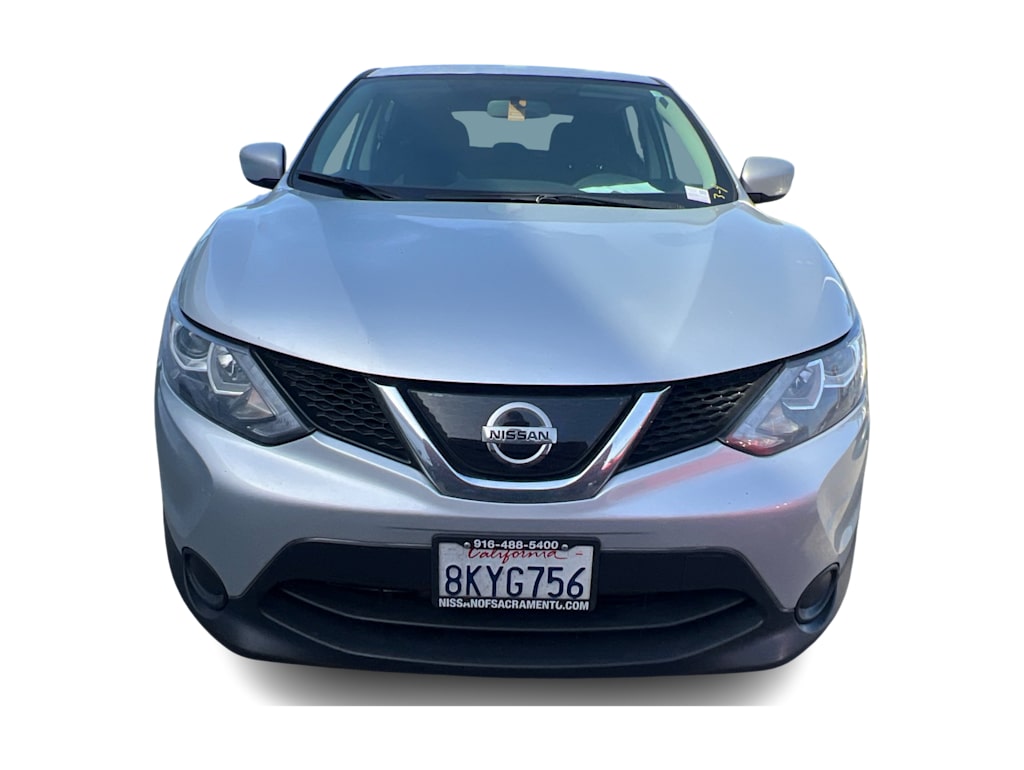 Thumbnail: 2019 Nissan Rogue Sport - 4