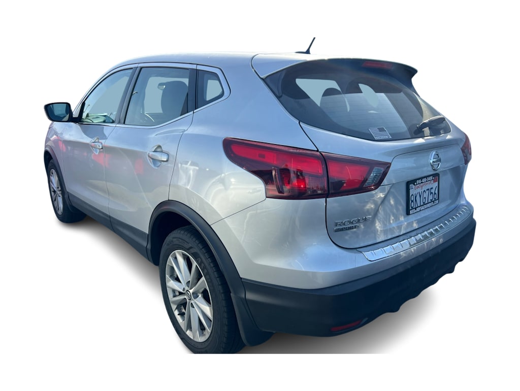 Thumbnail: 2019 Nissan Rogue Sport - 2