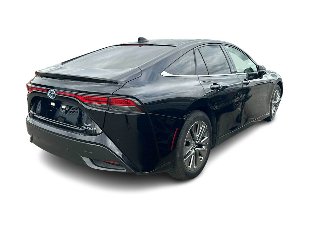 Thumbnail: 2022 Toyota Mirai - 10