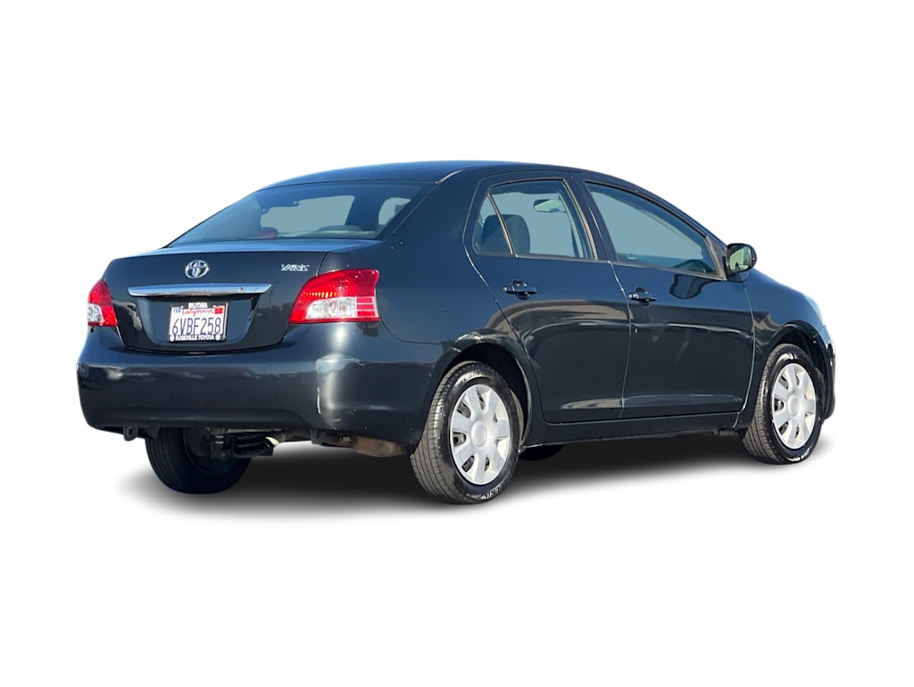 Thumbnail: 2012 Toyota Yaris - 16