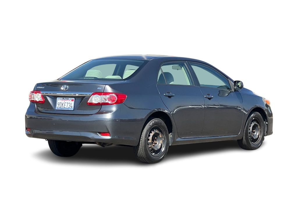 Thumbnail: 2011 Toyota Corolla - 18