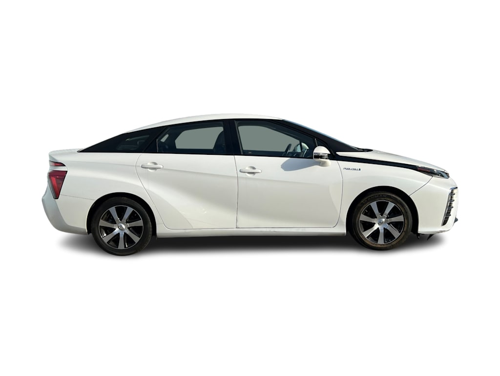 Thumbnail: 2017 Toyota Mirai - 11