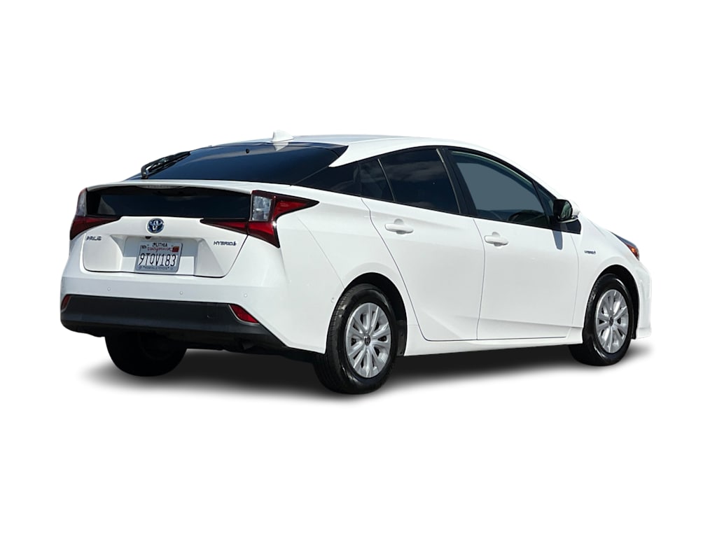Thumbnail: 2022 Toyota Prius - 17