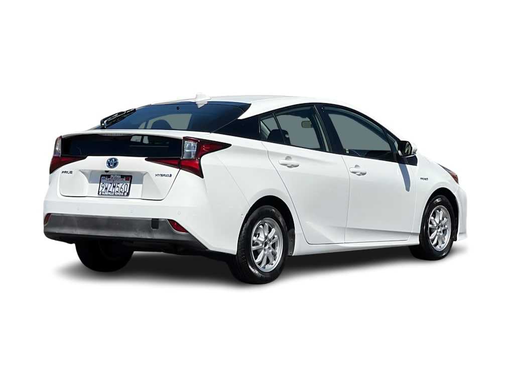 Thumbnail: 2022 Toyota Prius - 17