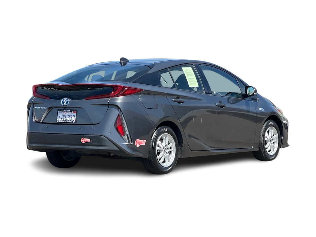 Thumbnail: 2017 Toyota Prius Prime - 18