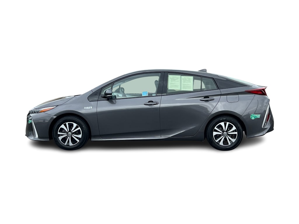 Thumbnail: 2017 Toyota Prius Prime - 3