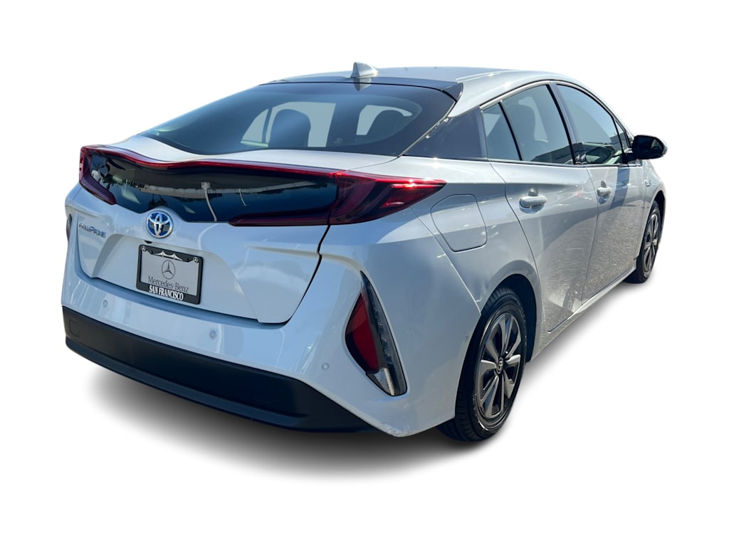 Thumbnail: 2017 Toyota Prius Prime - 10