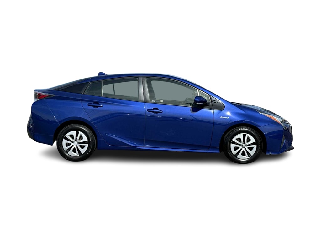 2016 Toyota Prius Three 21