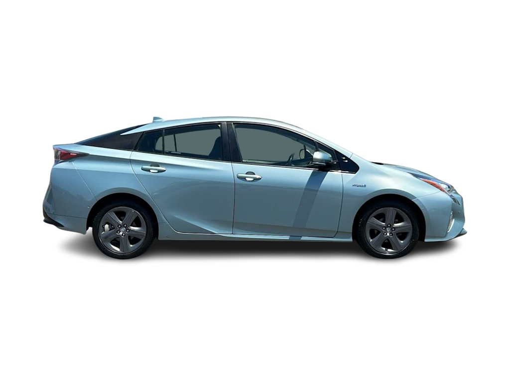 Thumbnail: 2018 Toyota Prius - 18