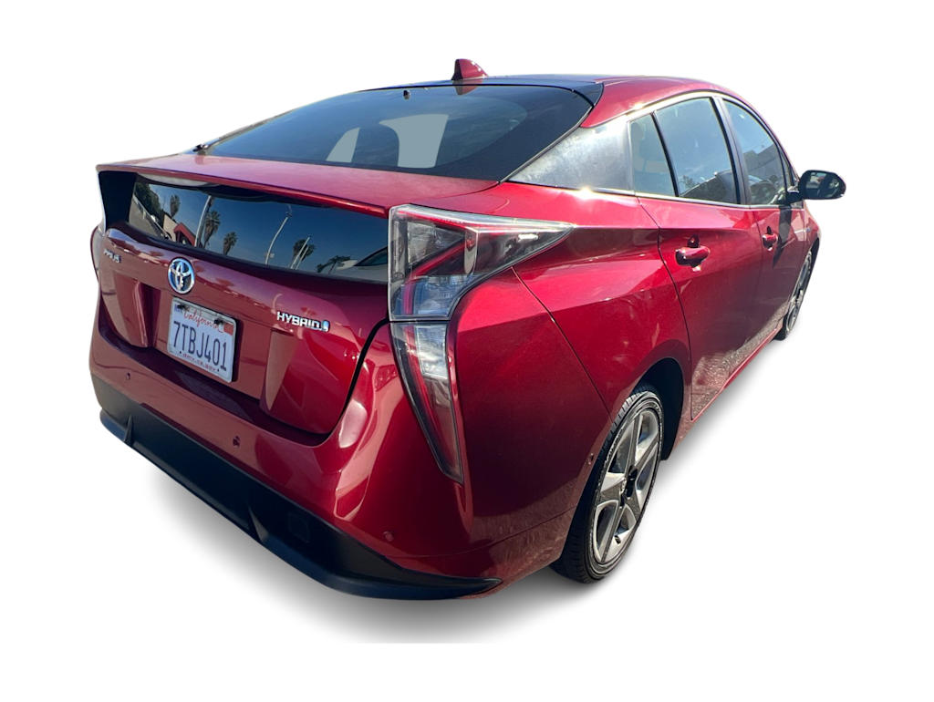 Thumbnail: 2017 Toyota Prius - 8