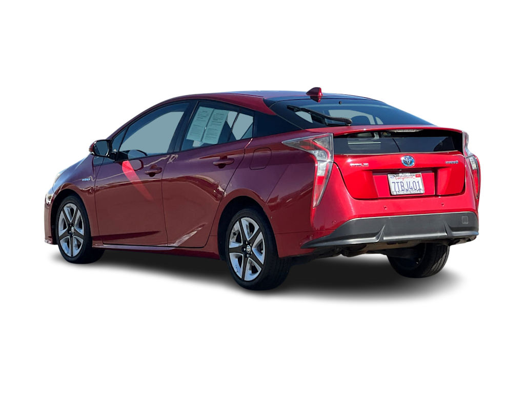 Thumbnail: 2017 Toyota Prius - 4