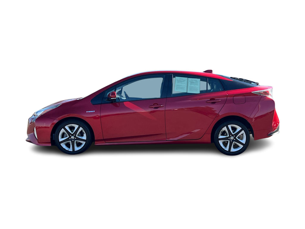 Thumbnail: 2017 Toyota Prius - 3