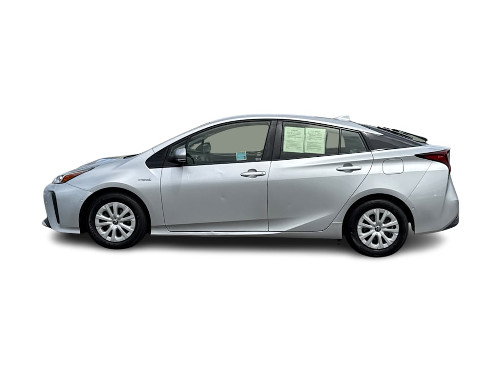 Thumbnail: 2019 Toyota Prius - 3