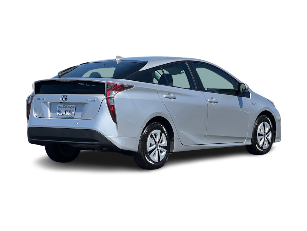 Thumbnail: 2018 Toyota Prius - 17