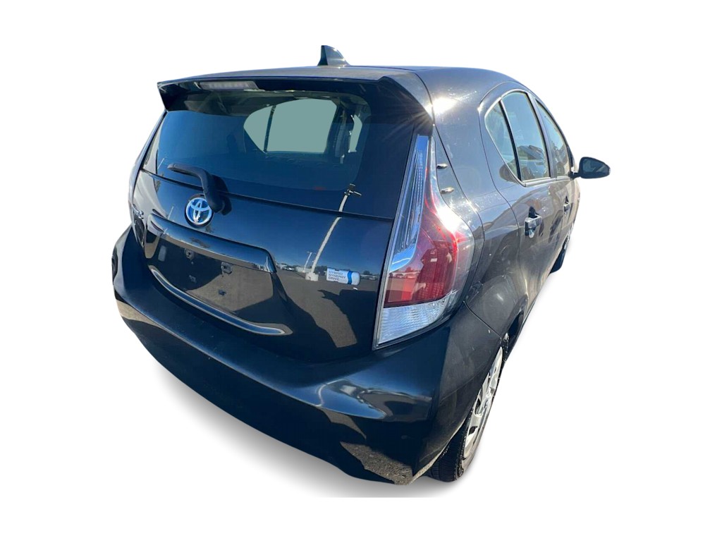 2016 Toyota Prius c Two 8