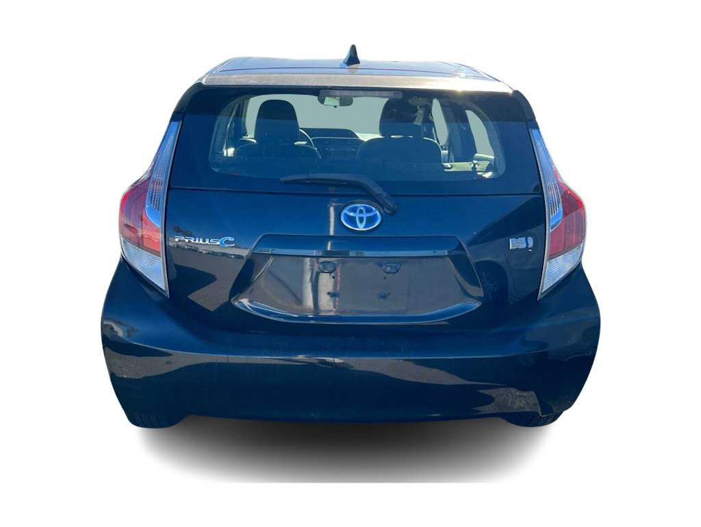 2016 Toyota Prius c Two 3