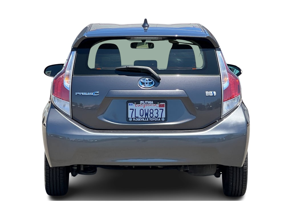 Thumbnail: 2015 Toyota Prius c - 5