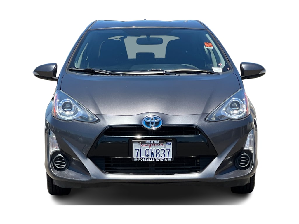 Thumbnail: 2015 Toyota Prius c - 6