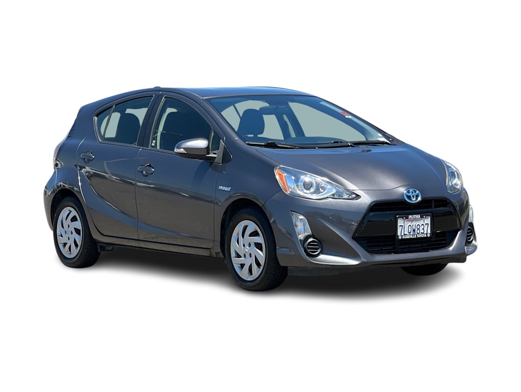 Thumbnail: 2015 Toyota Prius c - 20