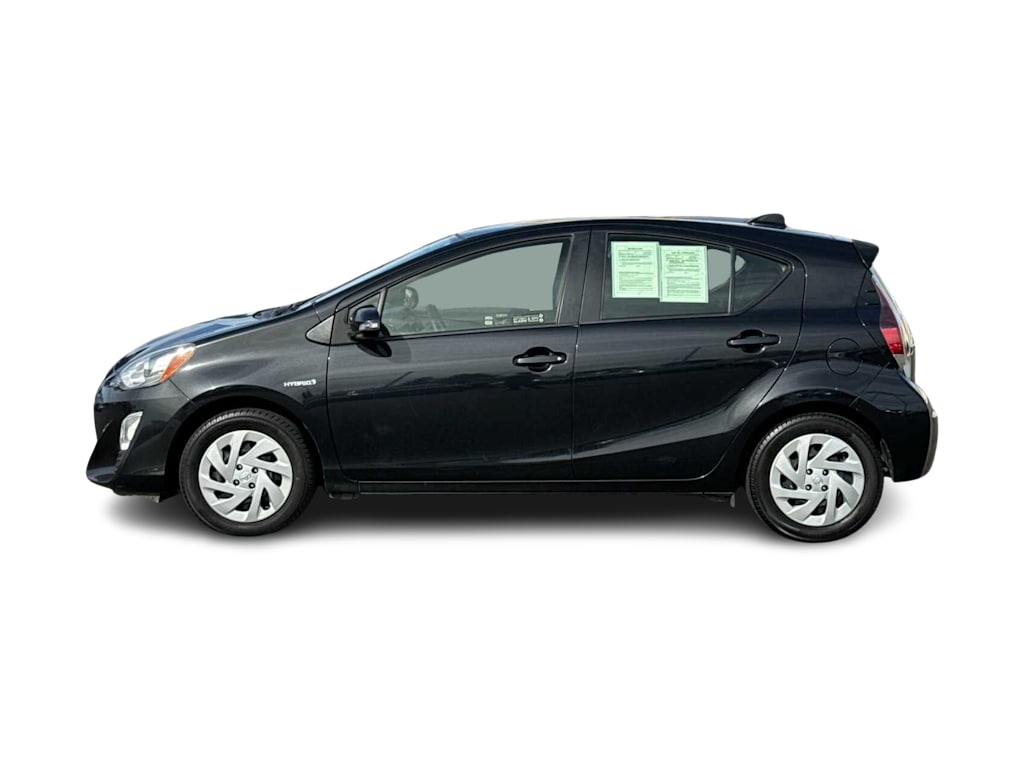2016 Toyota Prius c Four 3