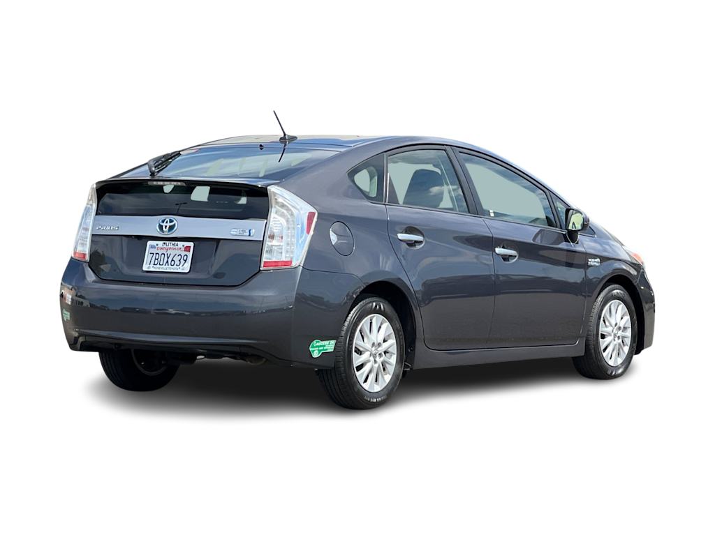 Thumbnail: 2013 Toyota Prius - 17