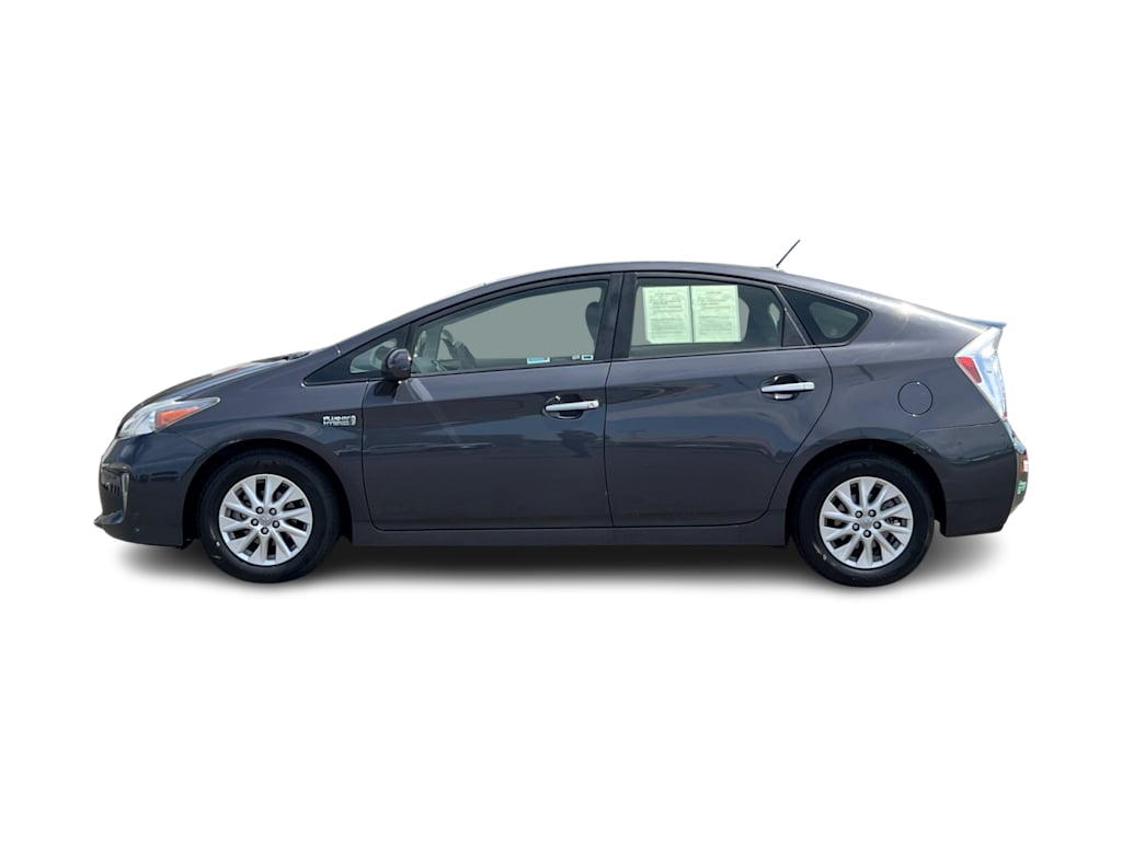 Thumbnail: 2013 Toyota Prius - 3