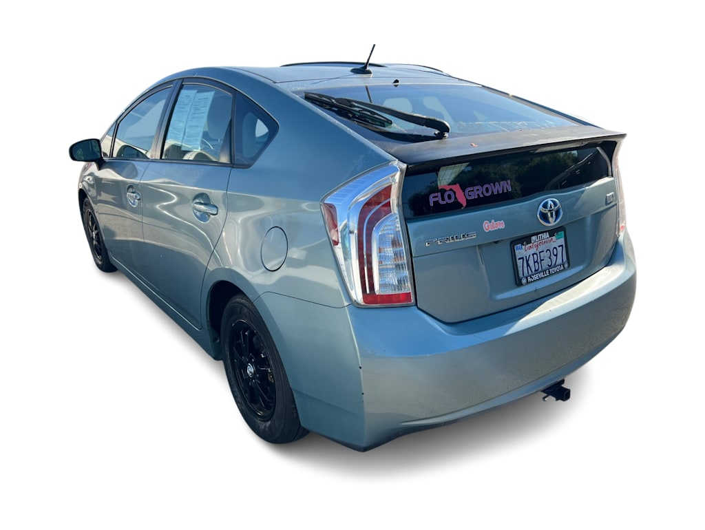Thumbnail: 2015 Toyota Prius - 3